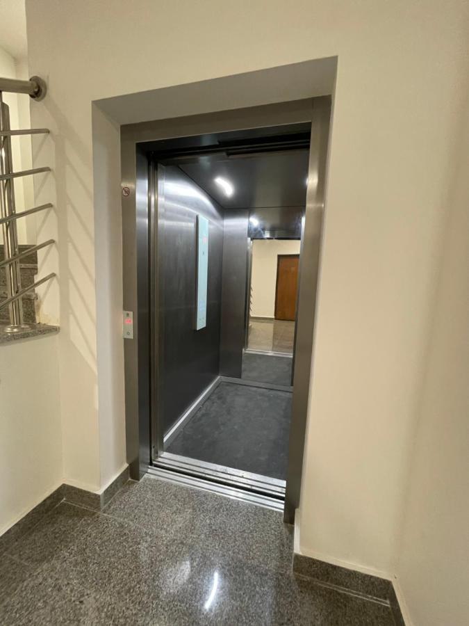 Azure Apartments ブドヴァ エクステリア 写真